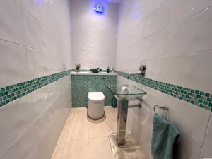 Photo 17- click for photo gallery